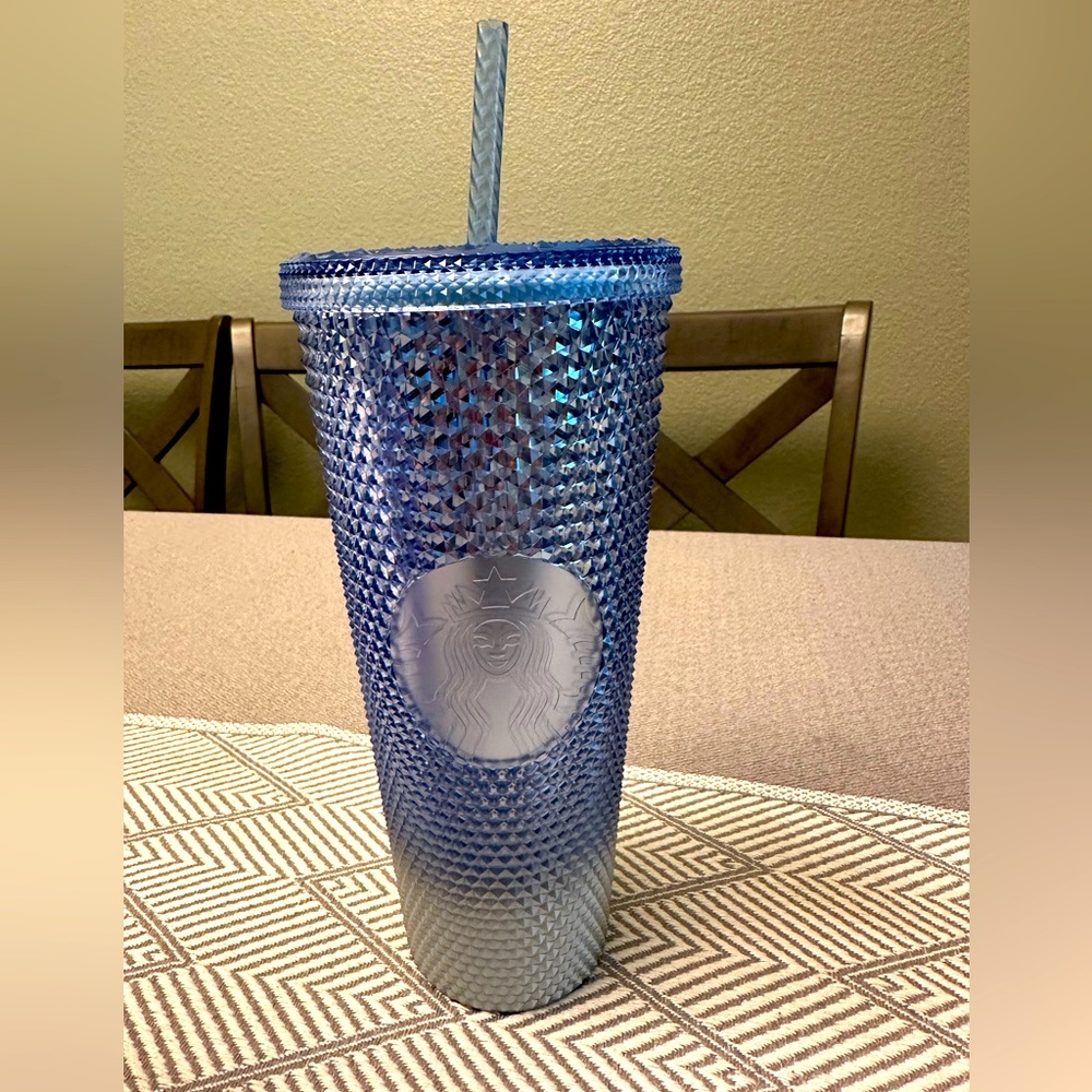 24 oz Starbucks tumbler/cup